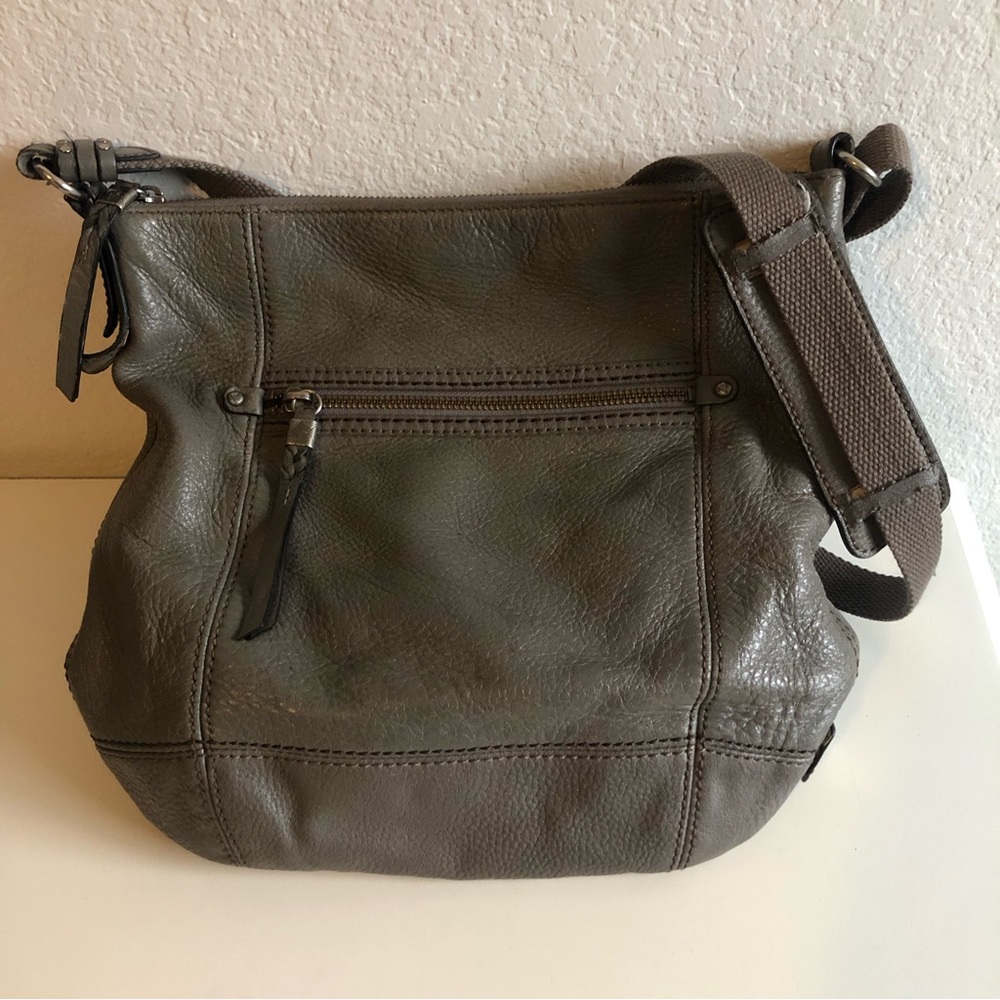 The Sak Sequoia Hobo Crossbody Bag Pebbled Leather Gray